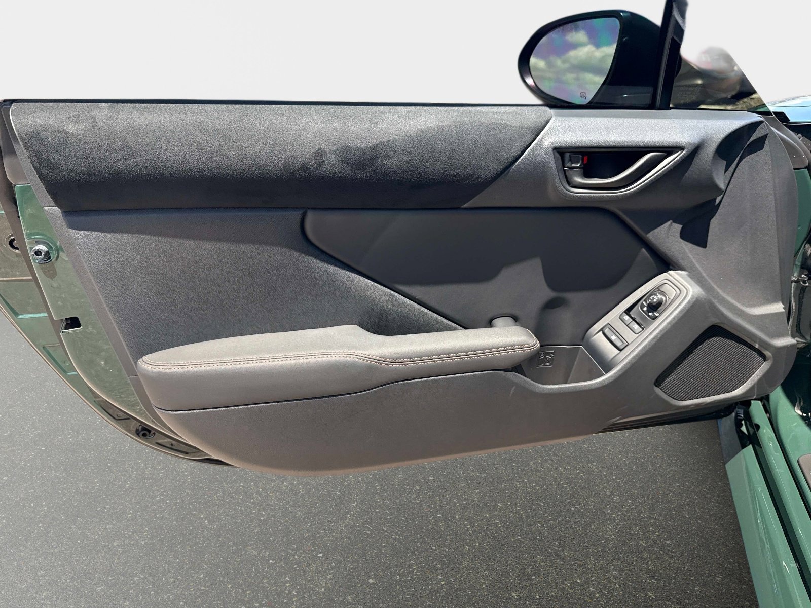 Used 2025 Toyota GR86 Hakone Edition RWD image 11