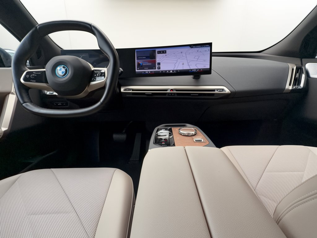 Used 2024 BMW iX M60 AWD/4WD image 17