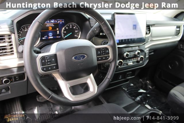 Used 2024 Ford Expedition XL AWD/4WD image 14