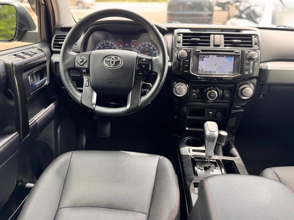 Used 2018 Toyota 4Runner TRD Off-Road Premium AWD/4WD image 22
