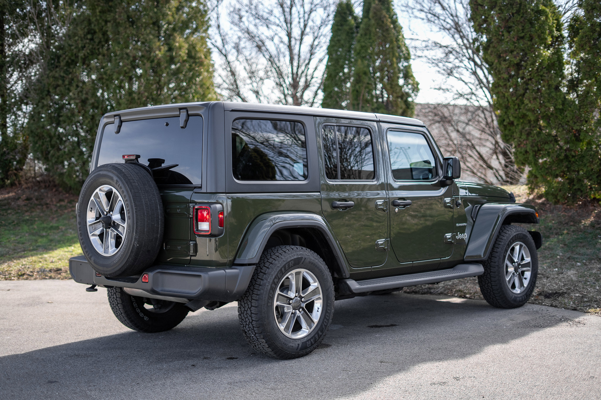 Used 2021 Jeep Wrangler Unlimited Sahara image 6