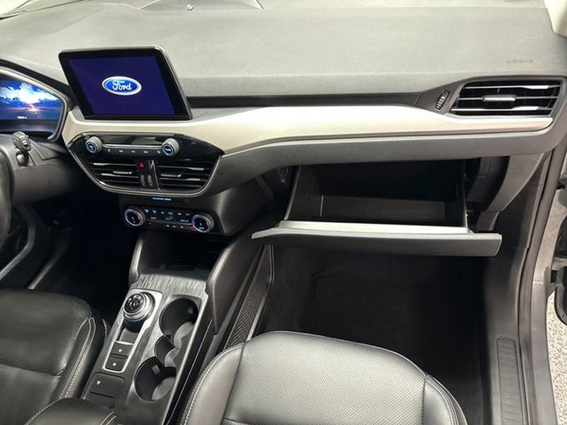 Used 2022 Ford Escape SEL w/ Technology Package image 19