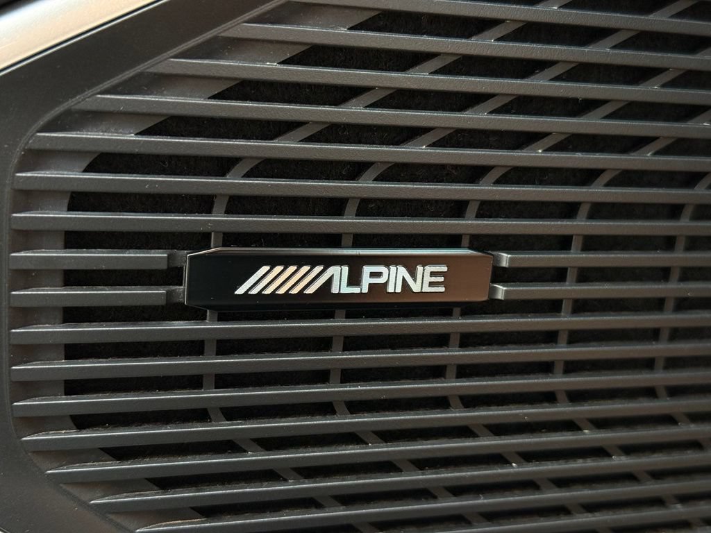 Used 2022 Jeep Wagoneer Series III AWD/4WD image 21