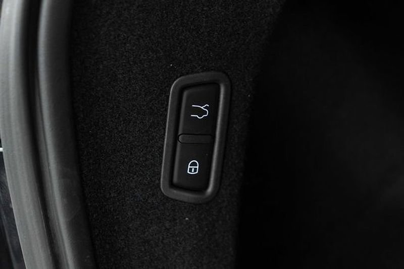 Used 2022 Maserati Levante GT image 29