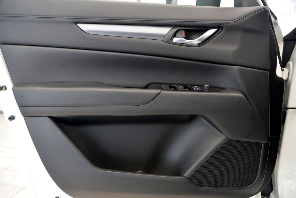 Used 2017 MAZDA CX-5 Touring image 14