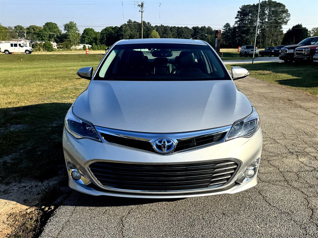 Used 2014 Toyota Avalon XLE Touring FWD image 2