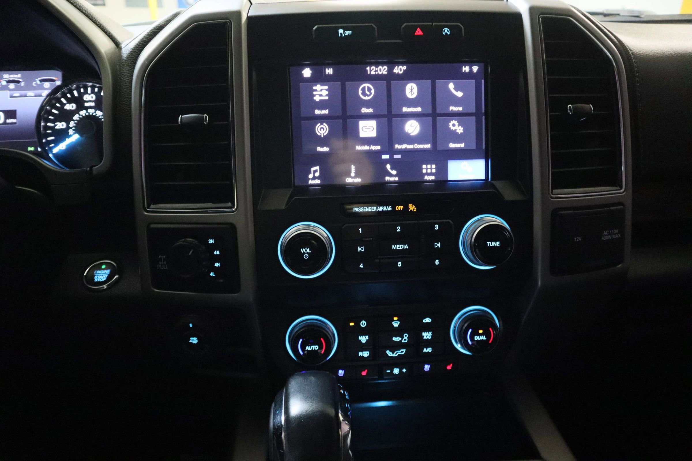 Used 2019 Ford F150 Lariat w/ Equipment Group 502A Luxury image 16