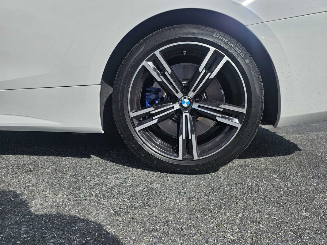 Used 2023 BMW M440i Coupe w/ Premium Package image 4