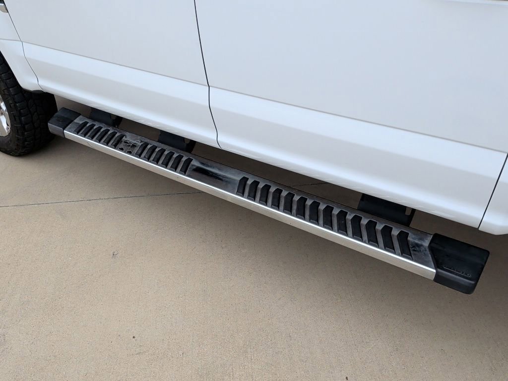 Used 2017 Ford F350 Lariat w/ Chrome Package image 40