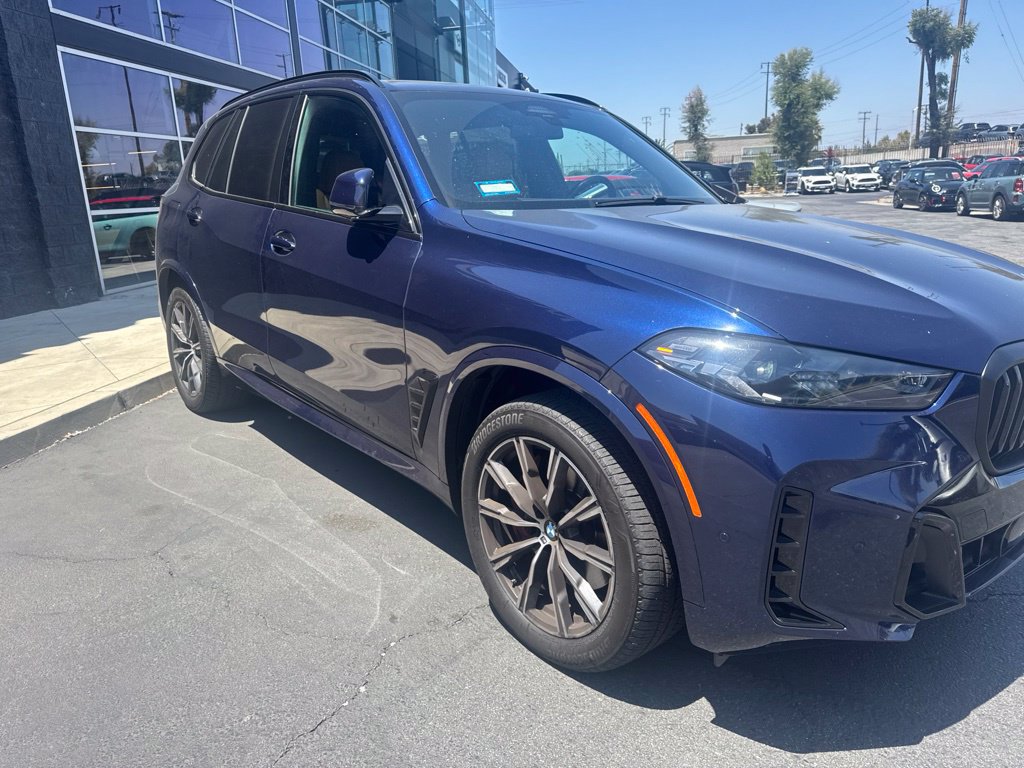Used 2024 BMW X5 sDrive40i w/ M Sport Package RWD image 9