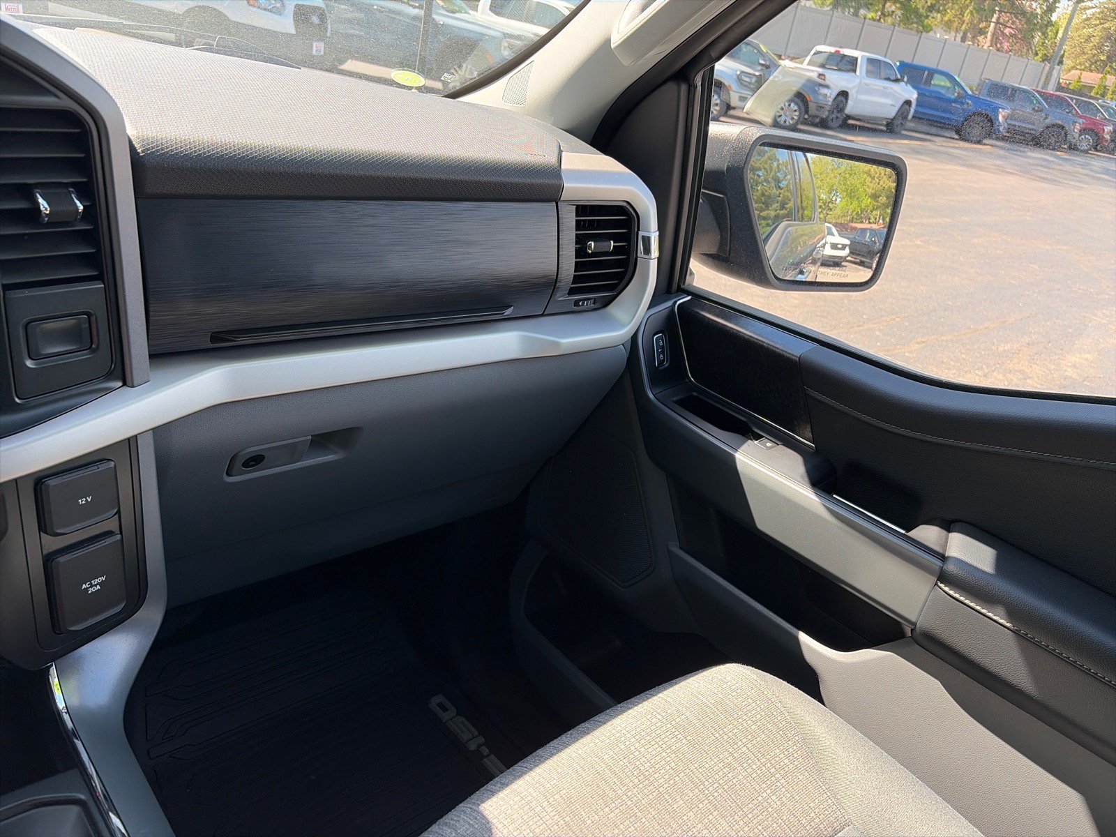 Used 2021 Ford F150 XLT w/ Equipment Group 302A High AWD/4WD image 18