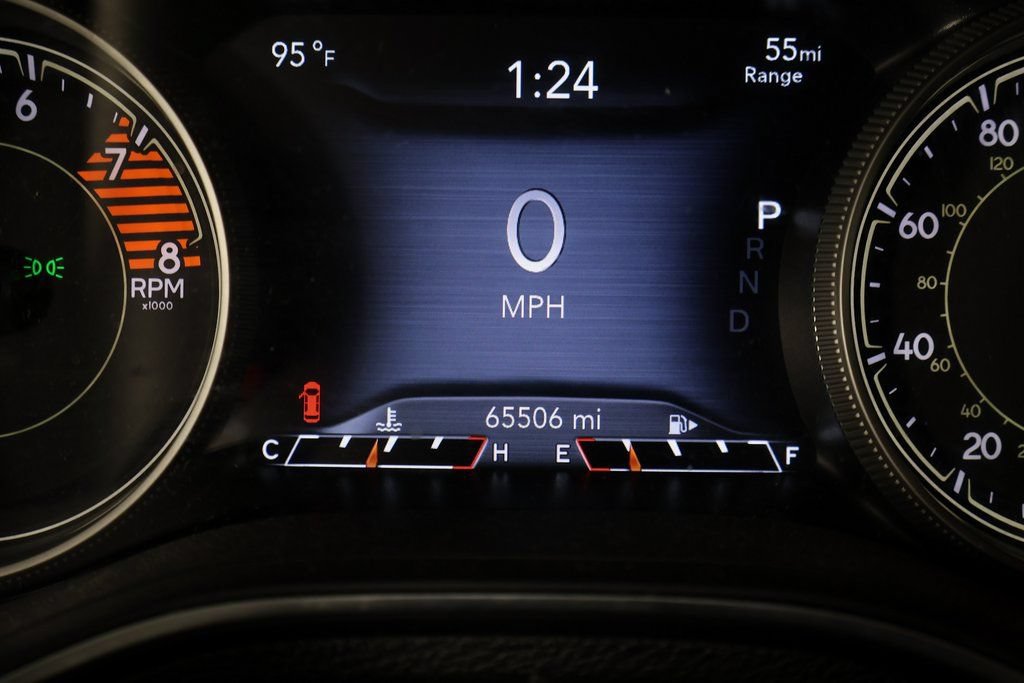 Used 2021 Jeep Cherokee Limited AWD/4WD image 17
