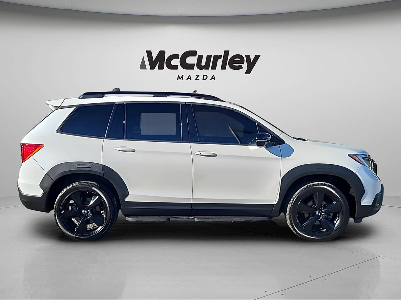 Used 2019 Honda Passport Elite image 8