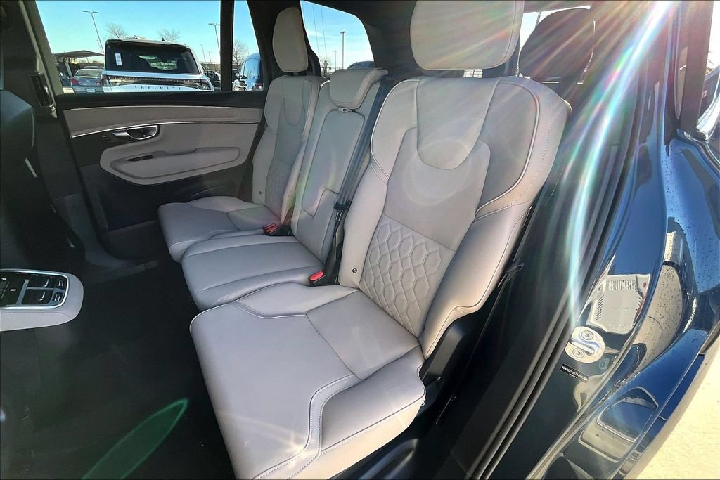 New 2026 Volvo XC90 B6 Core AWD/4WD image 19
