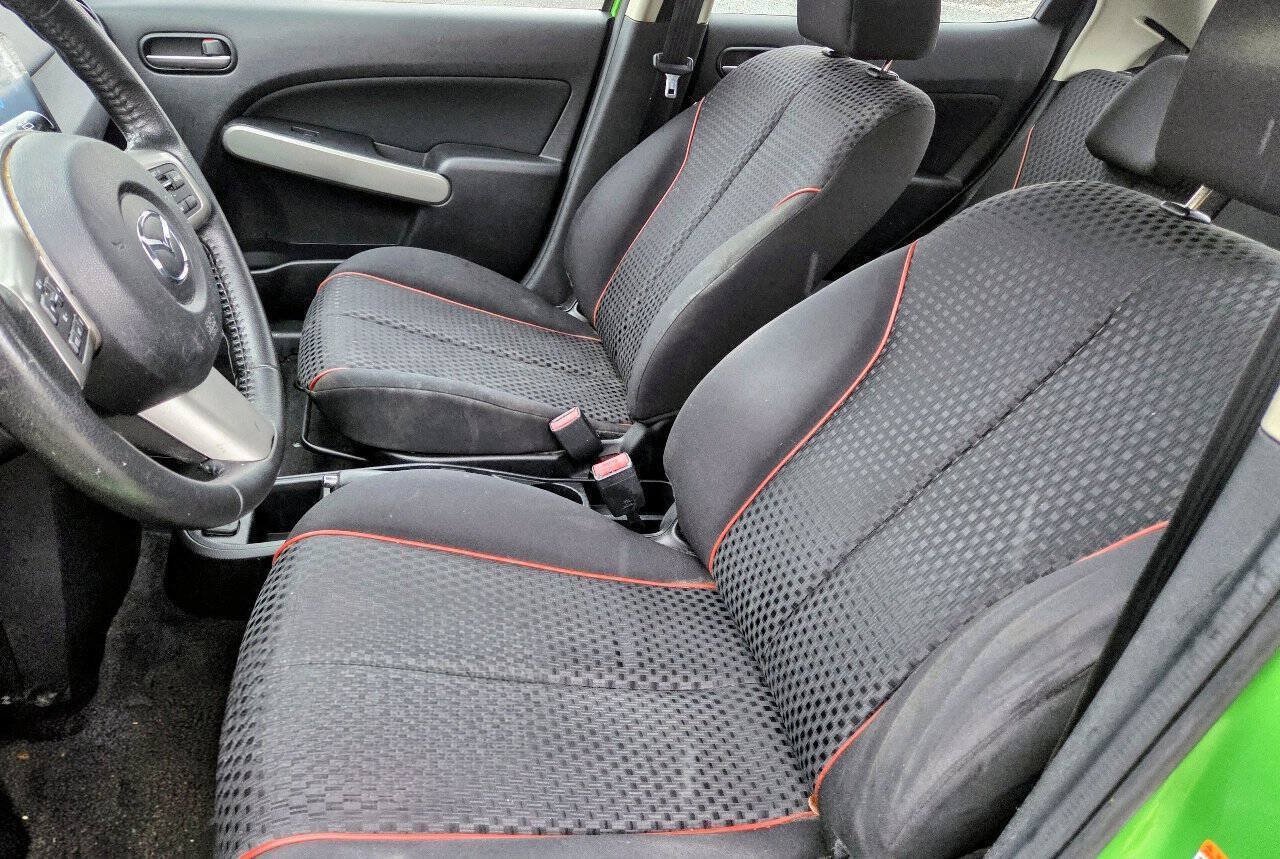 Used 2011 MAZDA MAZDA2 Sport FWD image 11