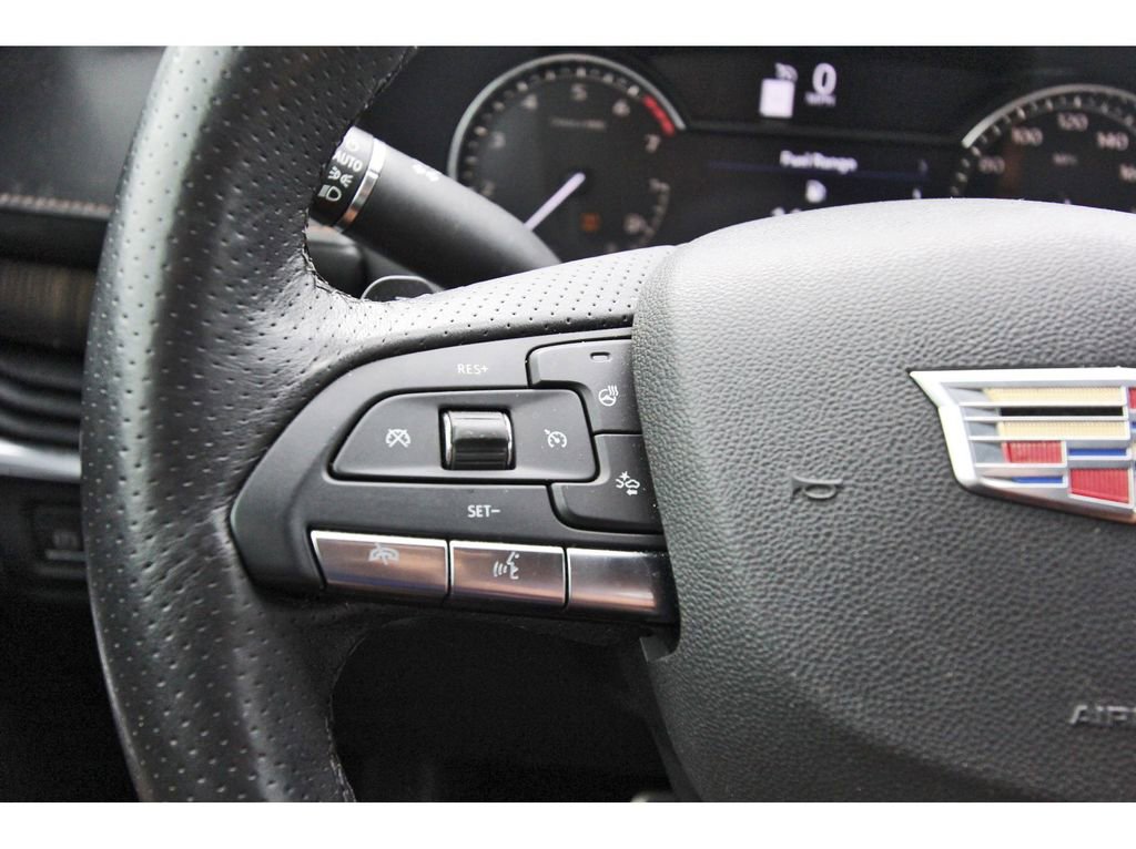Used 2022 Cadillac XT4 Sport w/ Comfort Package FWD image 15