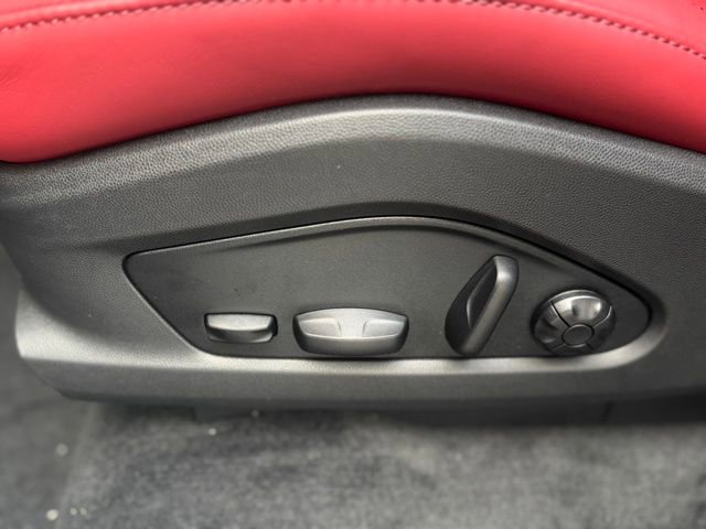 New 2025 Porsche Macan 4S Electric image 30