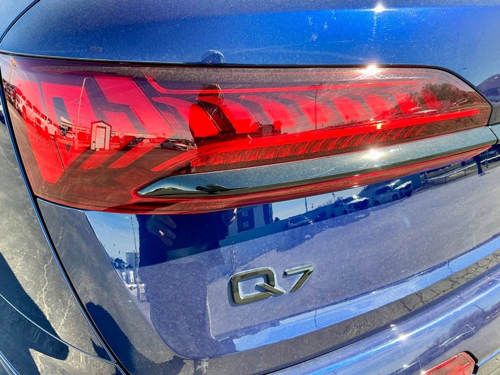 Used 2023 Audi Q7 3.0T Prestige w/ Prestige Package image 14