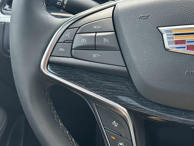 Used 2025 Cadillac XT5 Premium Luxury AWD/4WD image 21
