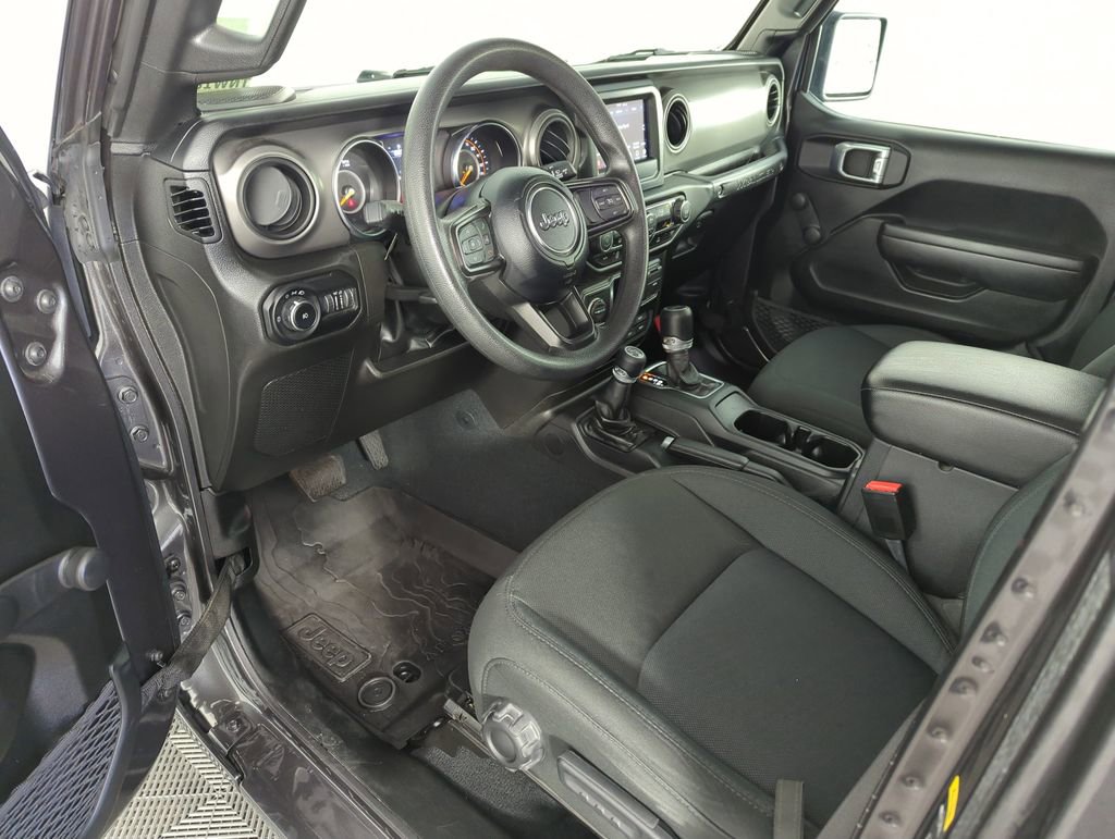 Used 2022 Jeep Wrangler Unlimited Willys image 11