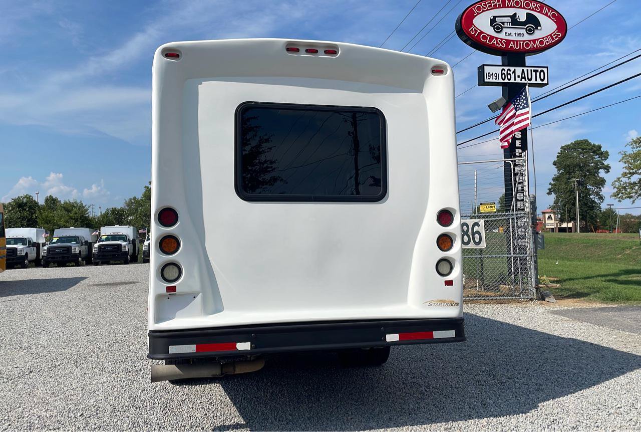 Used 2015 Chevrolet Express 3500 w/ Shuttle Bus Package RWD image 6