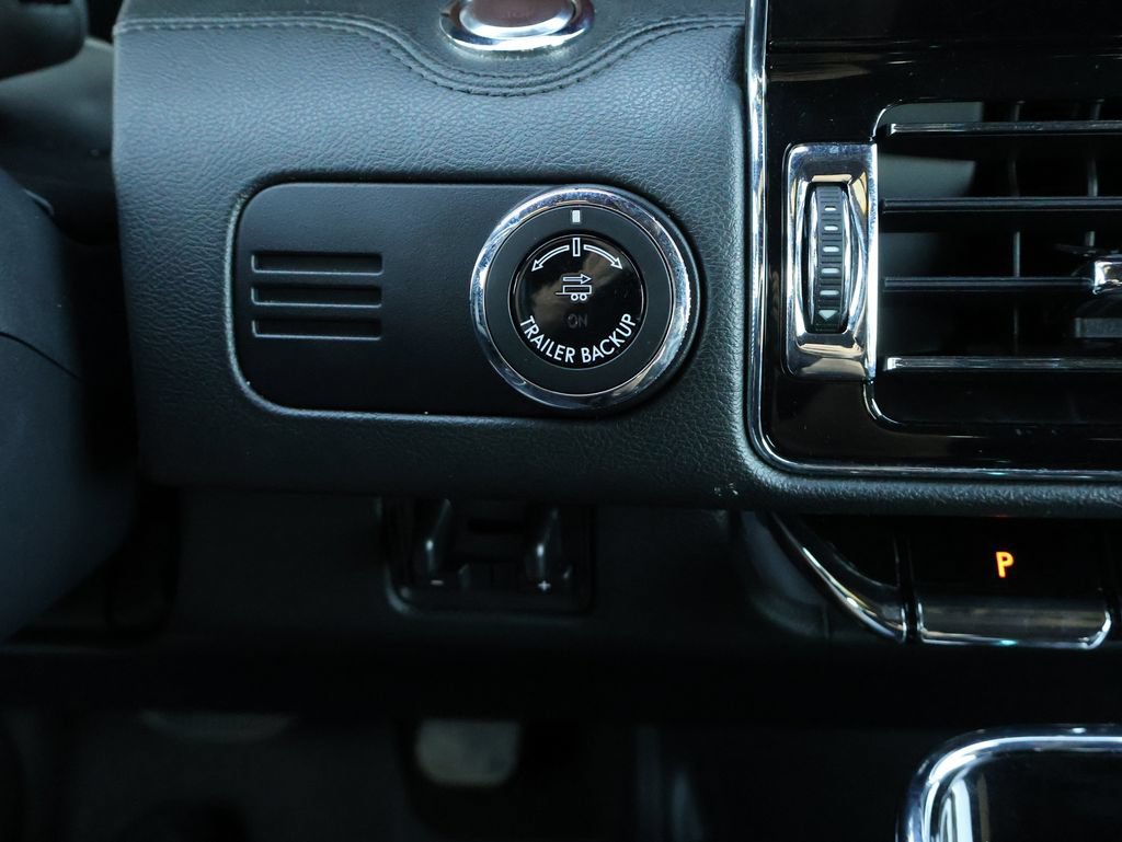Used 2023 Lincoln Navigator L Reserve AWD/4WD image 34