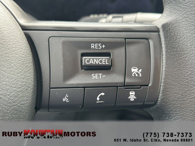 Used 2025 Nissan Kicks SV image 13