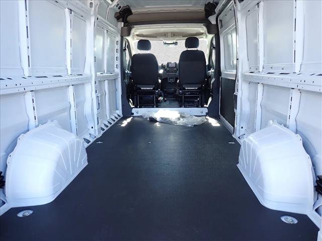New 2026 RAM ProMaster 2500 w/ Convenience Group FWD image 8