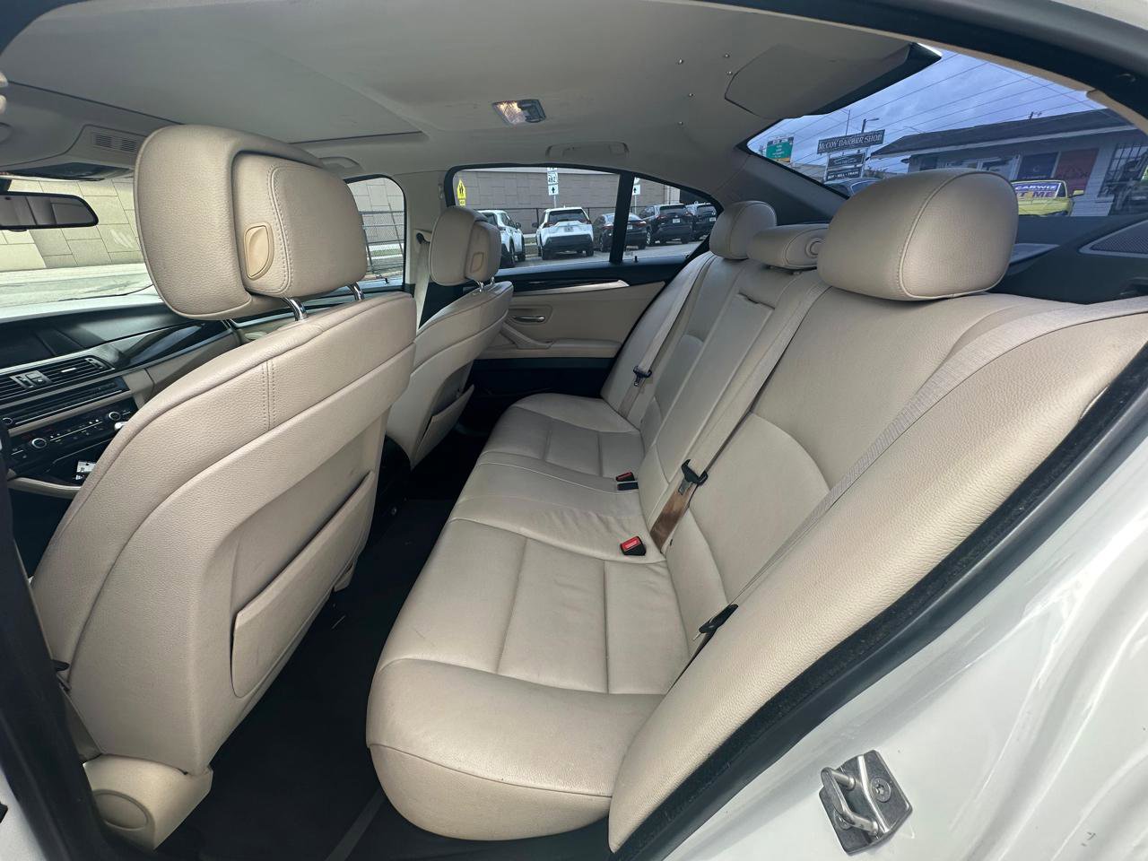 Used 2012 BMW 528i Sedan RWD image 9