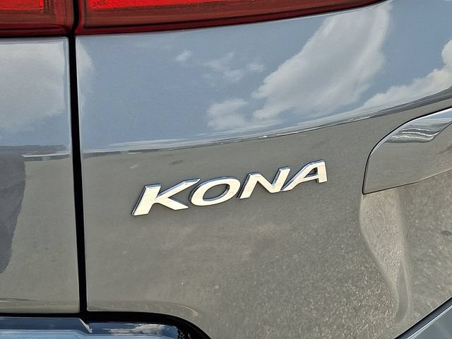 Used 2023 Hyundai Kona SE FWD image 32