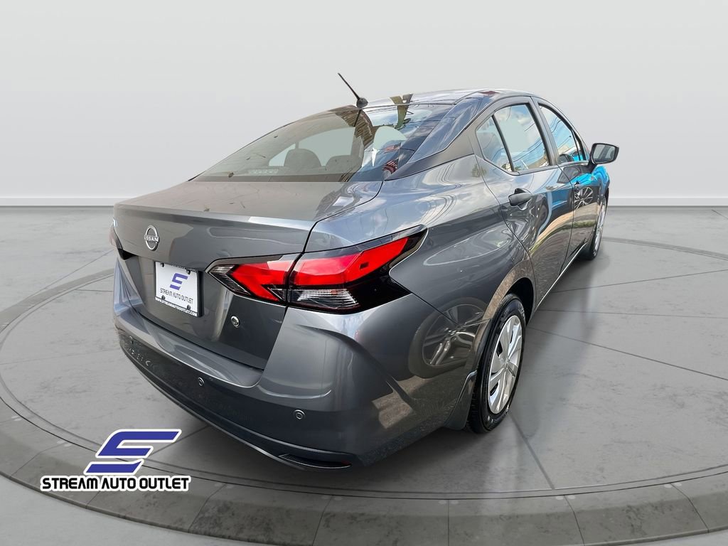 Used 2025 Nissan Versa S w/ Trunk Package image 5