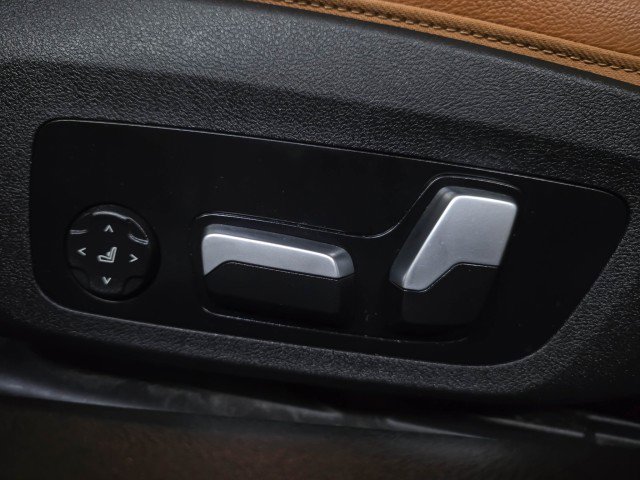 Used 2024 BMW 430i xDrive Convertible w/ Convenience Package image 27