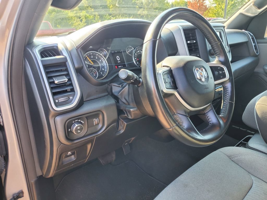 Used 2022 RAM 1500 Big Horn AWD/4WD image 17