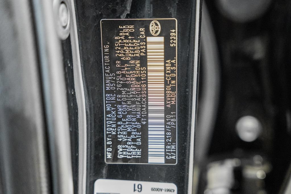 Used 2025 Toyota Camry LE FWD image 33