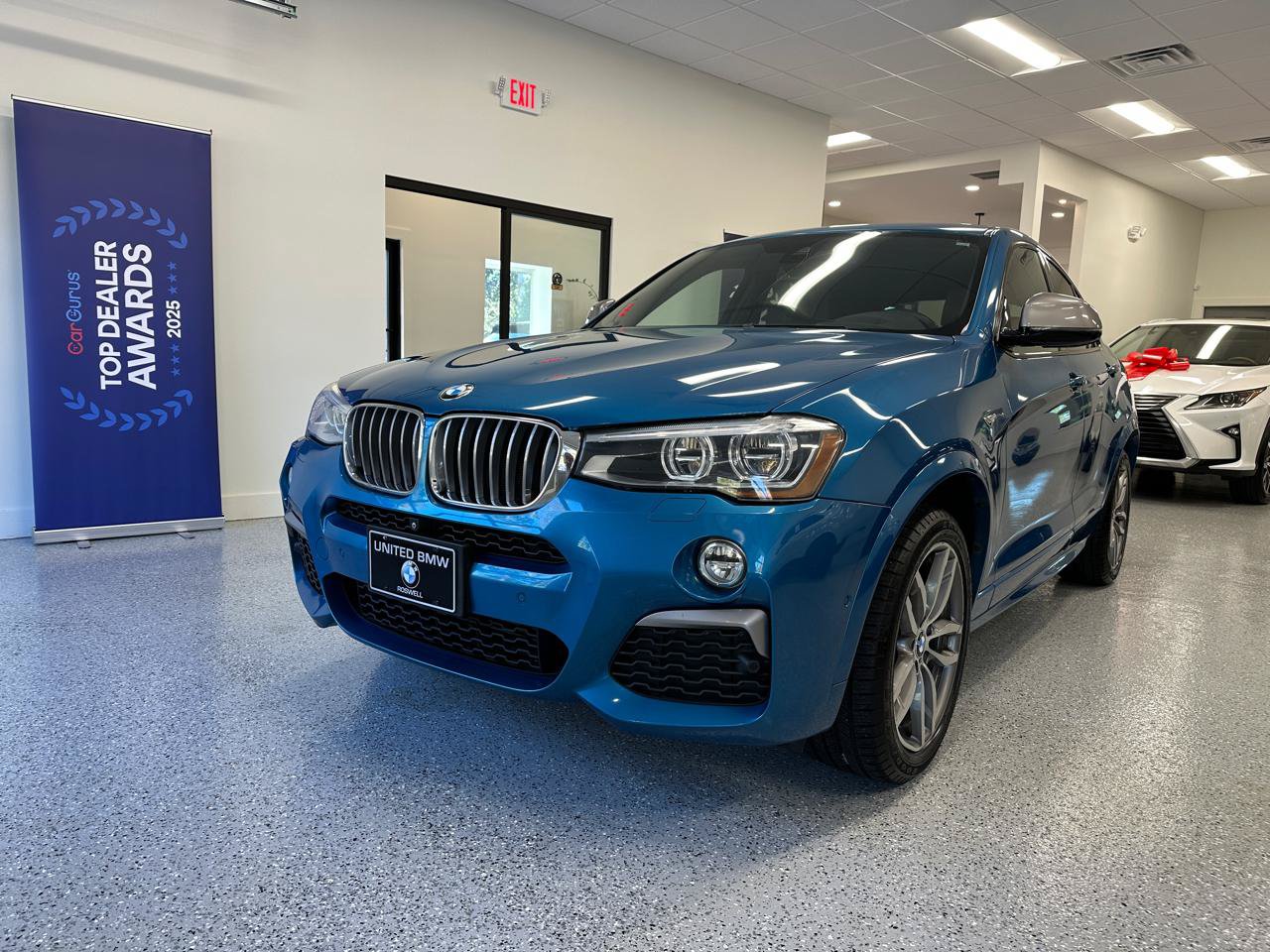 Used 2017 BMW X4 M40i AWD/4WD image 3