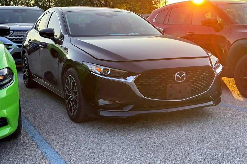 Used 2021 MAZDA MAZDA3 s