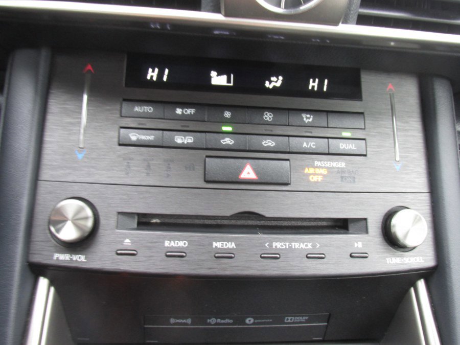 Used 2020 Lexus IS 300 AWD w/ Premium Package image 33