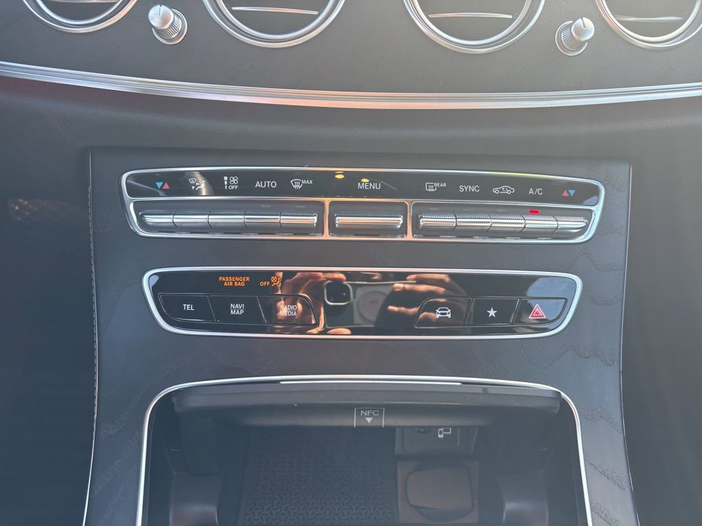Used 2022 Mercedes-Benz E 350 Sedan image 16