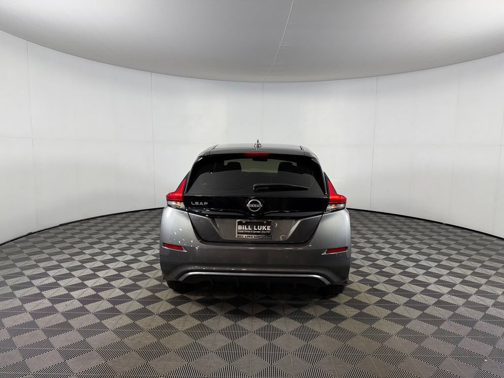 Used 2025 Nissan Leaf S FWD image 9