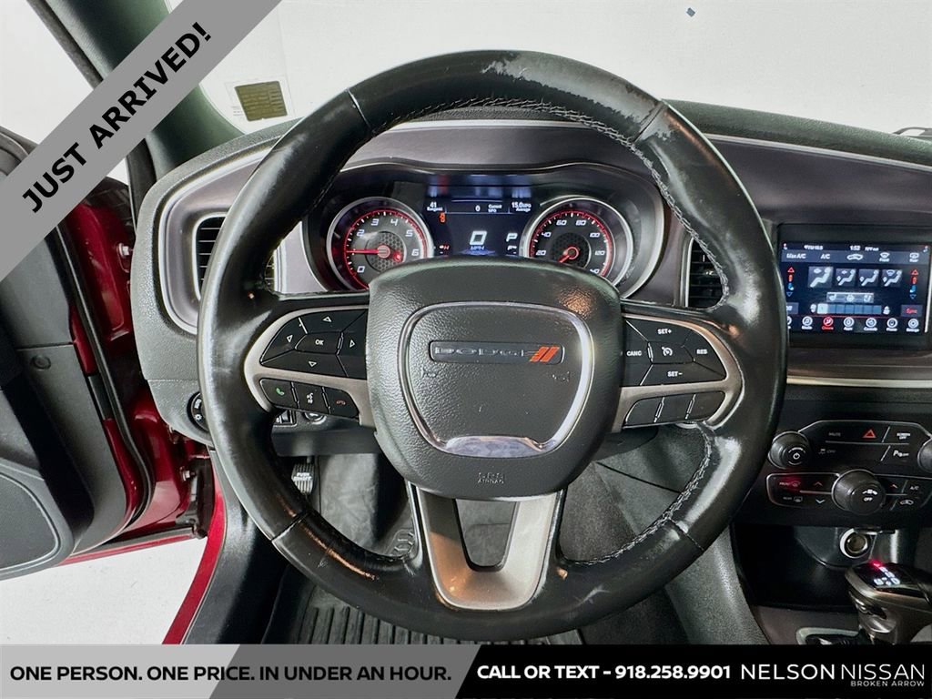 Used 2019 Dodge Charger SXT w/ Leather Interior Group image 11