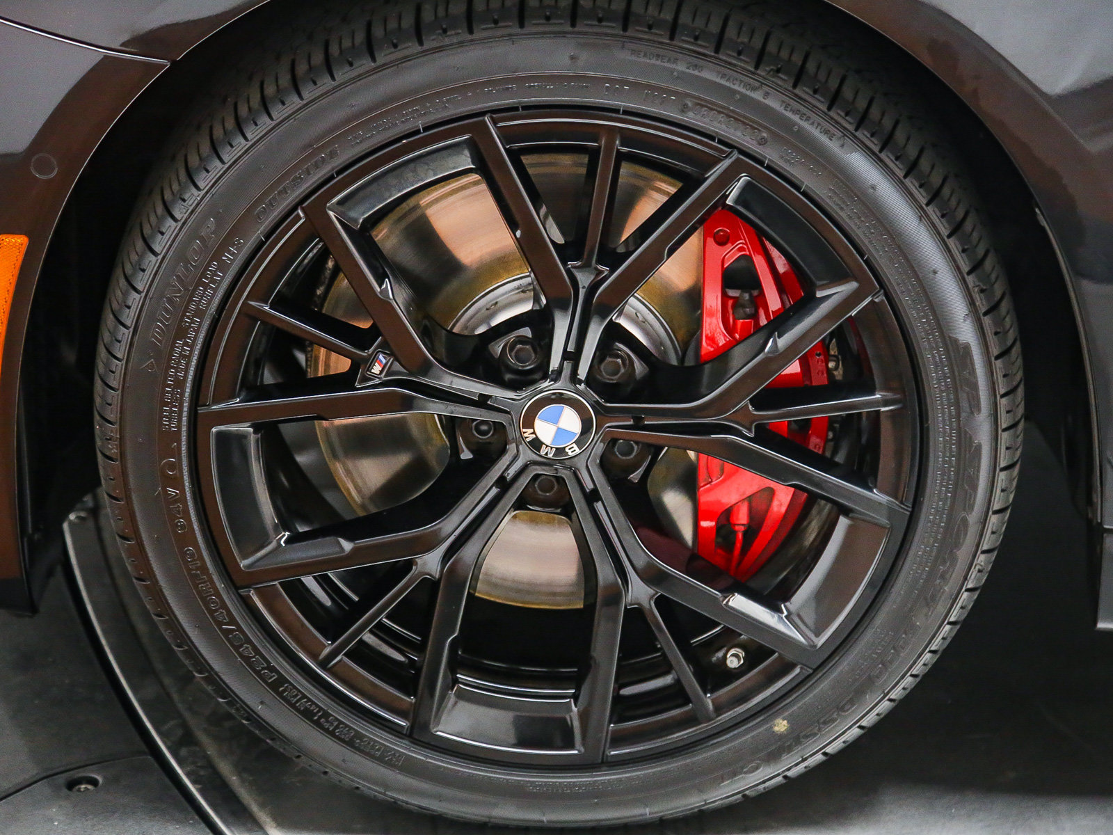 Used 2023 BMW 540i w/ M Sport Package RWD image 9