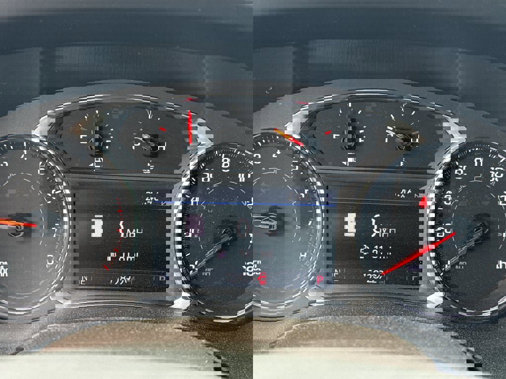 Used 2023 GMC Acadia SLT image 21