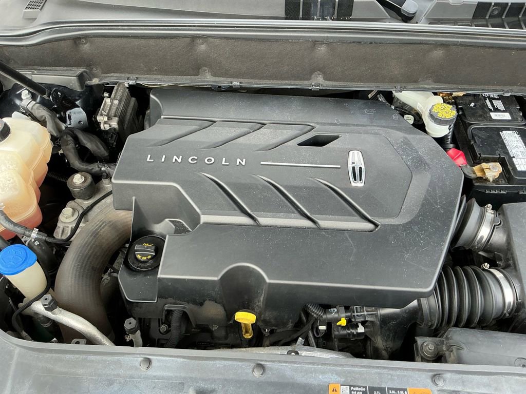 Used 2018 Lincoln MKX Reserve w/ Luxury Package image 25