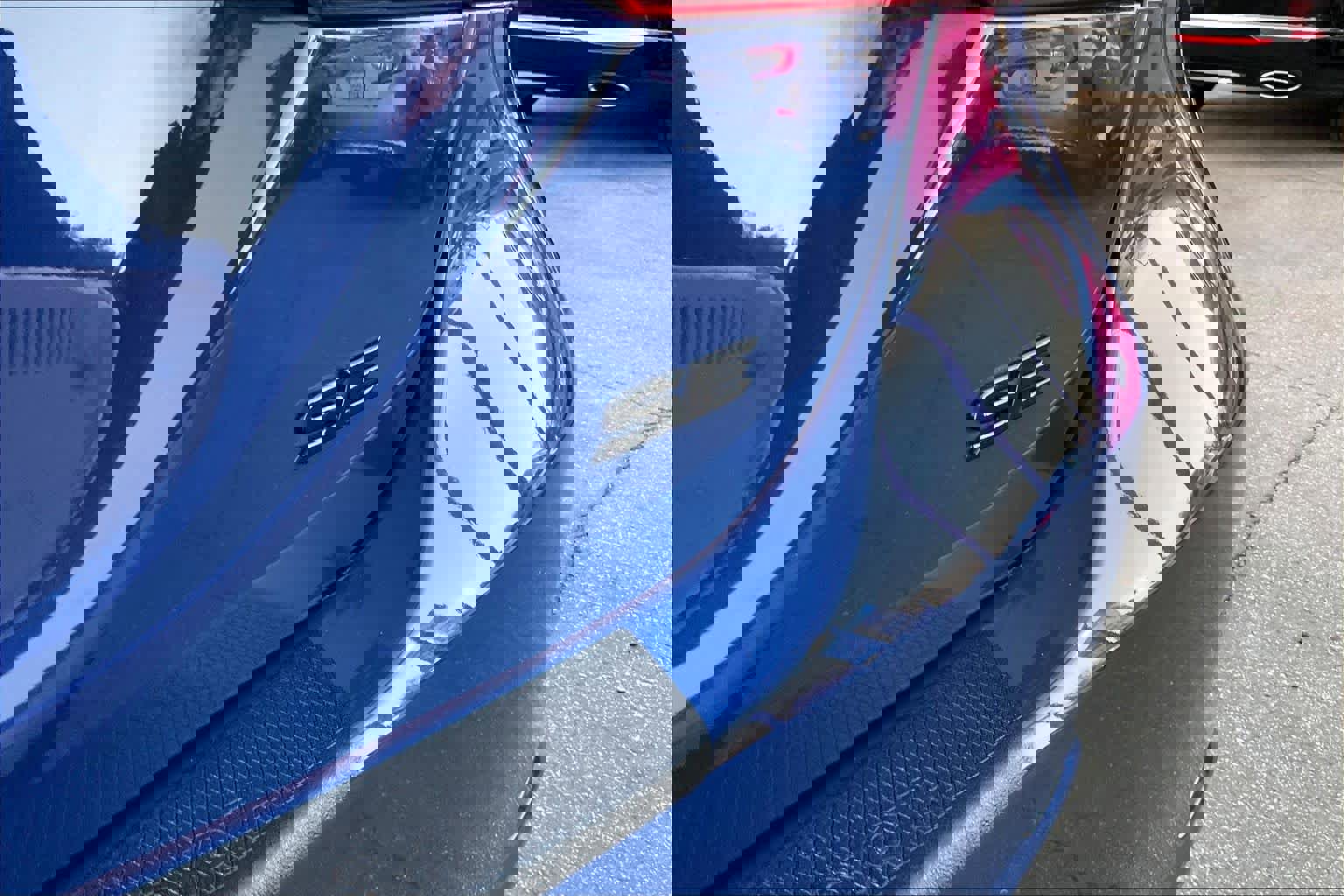 Certified 2023 Toyota Camry SE image 9