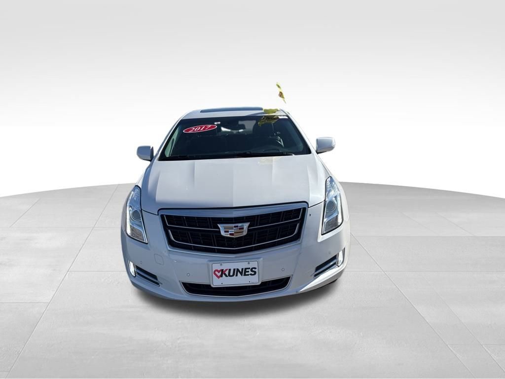 Used 2017 Cadillac XTS Premium Luxury AWD/4WD image 2
