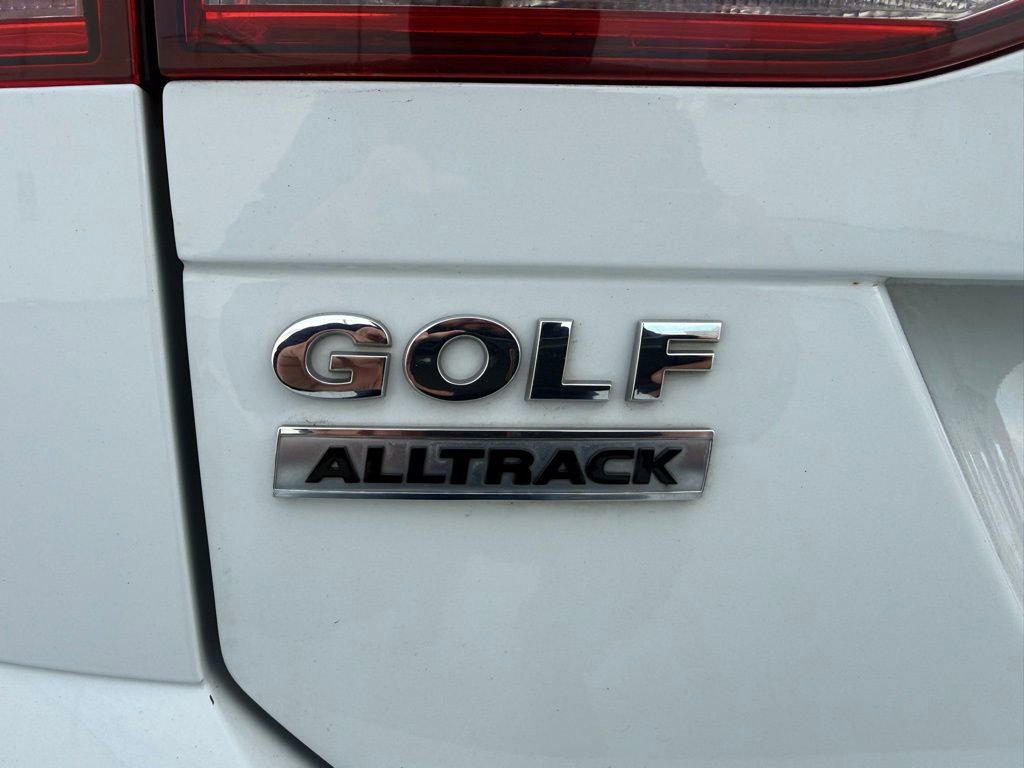 Used 2017 Volkswagen Golf Alltrack SE AWD/4WD image 14