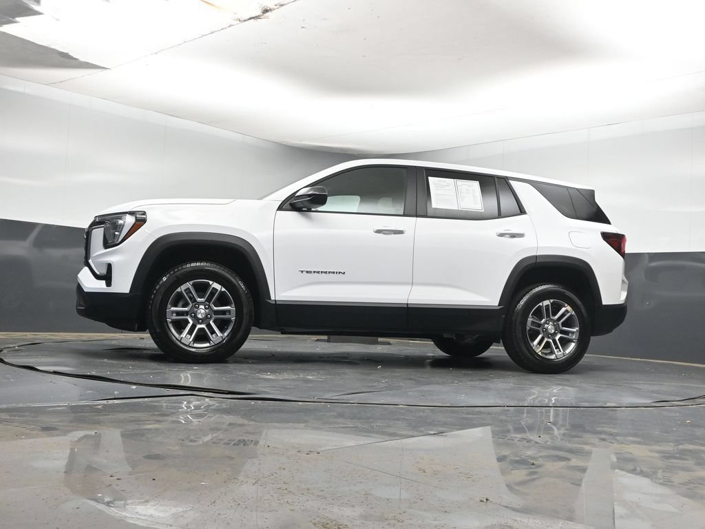Used 2026 GMC Terrain Elevation FWD image 24