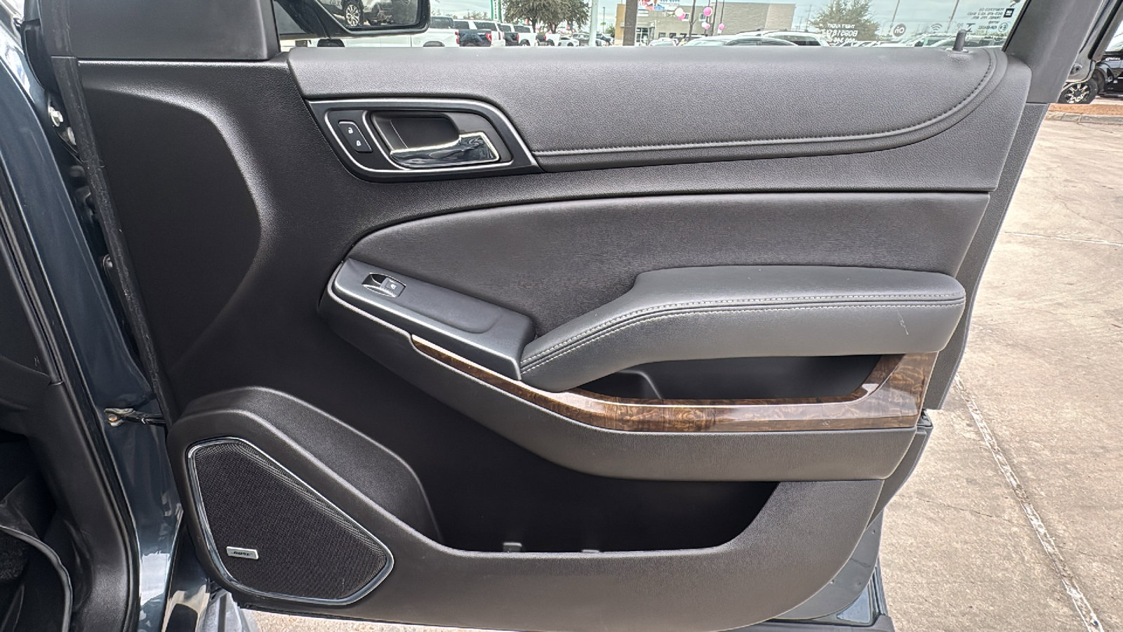 Used 2019 Chevrolet Tahoe LT image 30