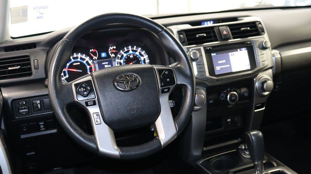 Used 2019 Toyota 4Runner SR5 AWD/4WD image 12