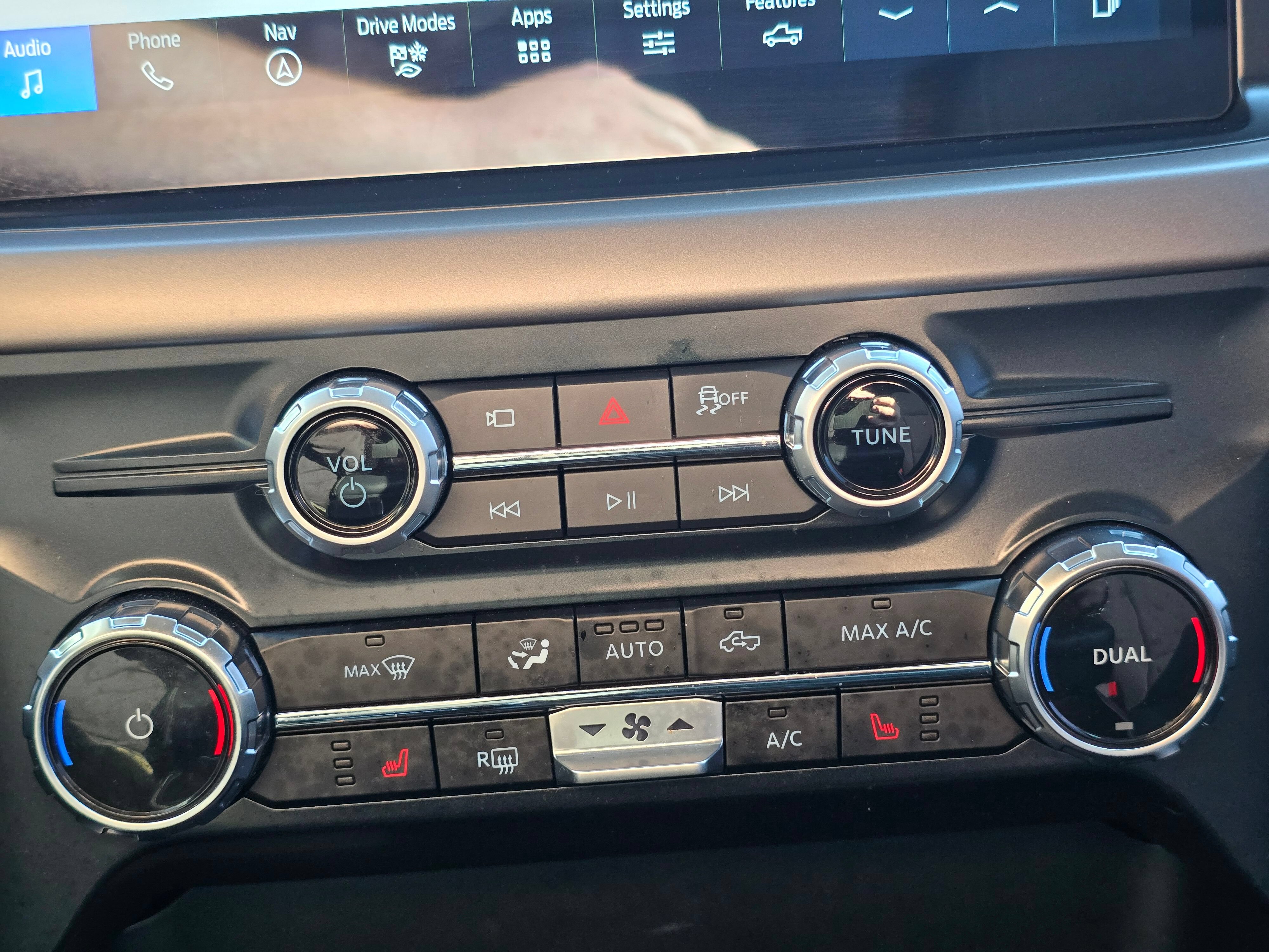 Certified 2025 Ford F150 Lightning XLT AWD/4WD image 32